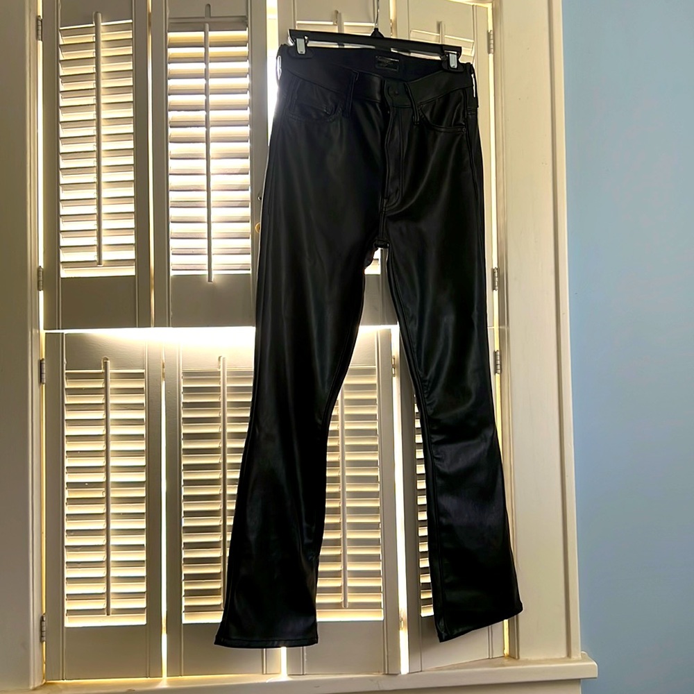 Mother black vegan leather jeans - grab them for Fall!